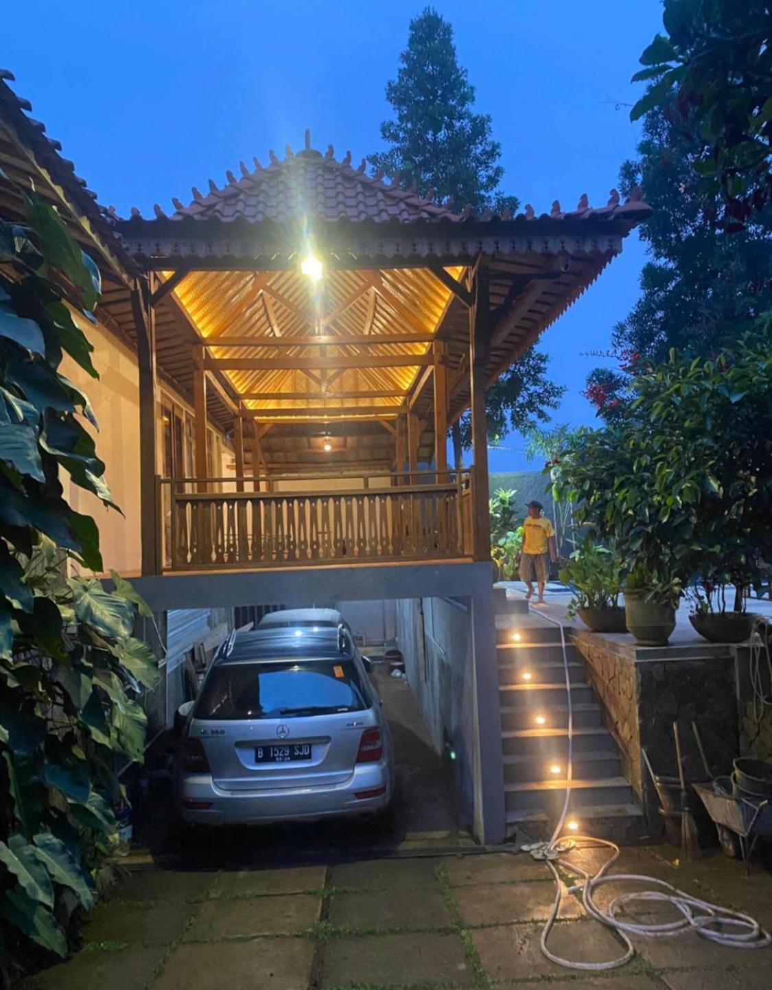 The Joglo Rumah liburan Bandung